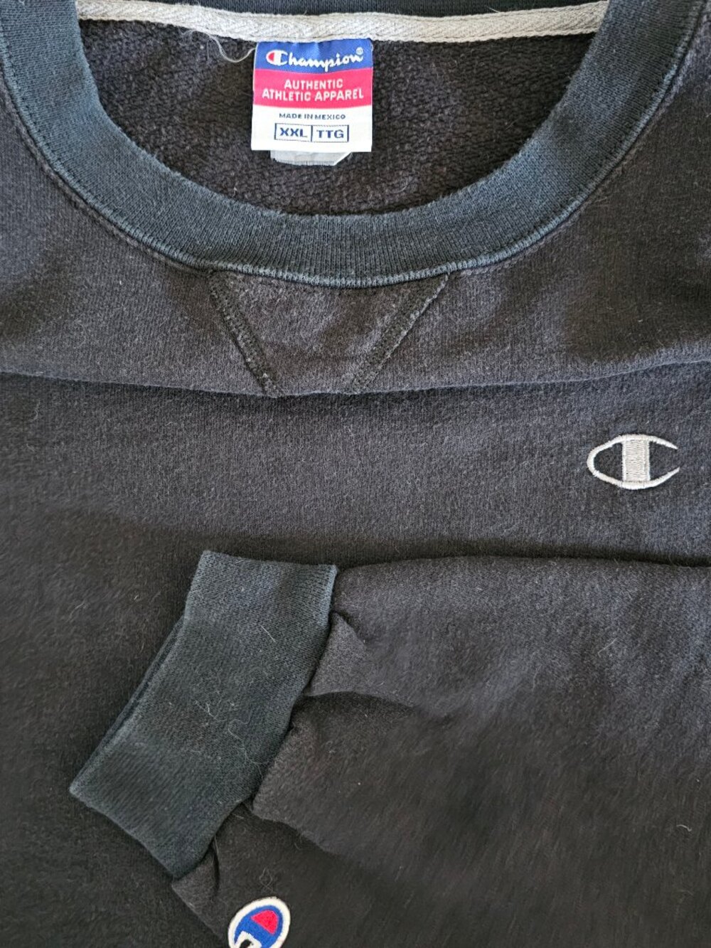 Vintage Y2K Champion Crewneck Sweatshirt XXL Faded Black Charcoal V-Notch Blank